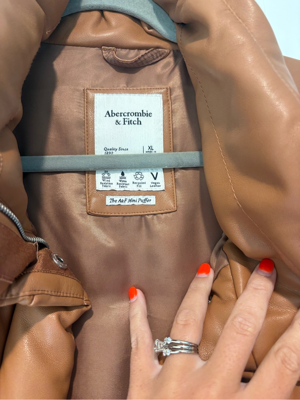The A&F Mini Puffed - Camel - Picture 3 of 3